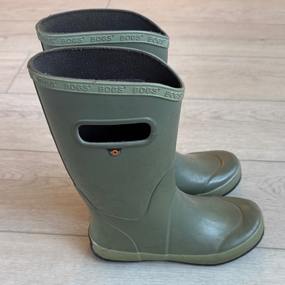 Bogs Olive Green Rain Boots